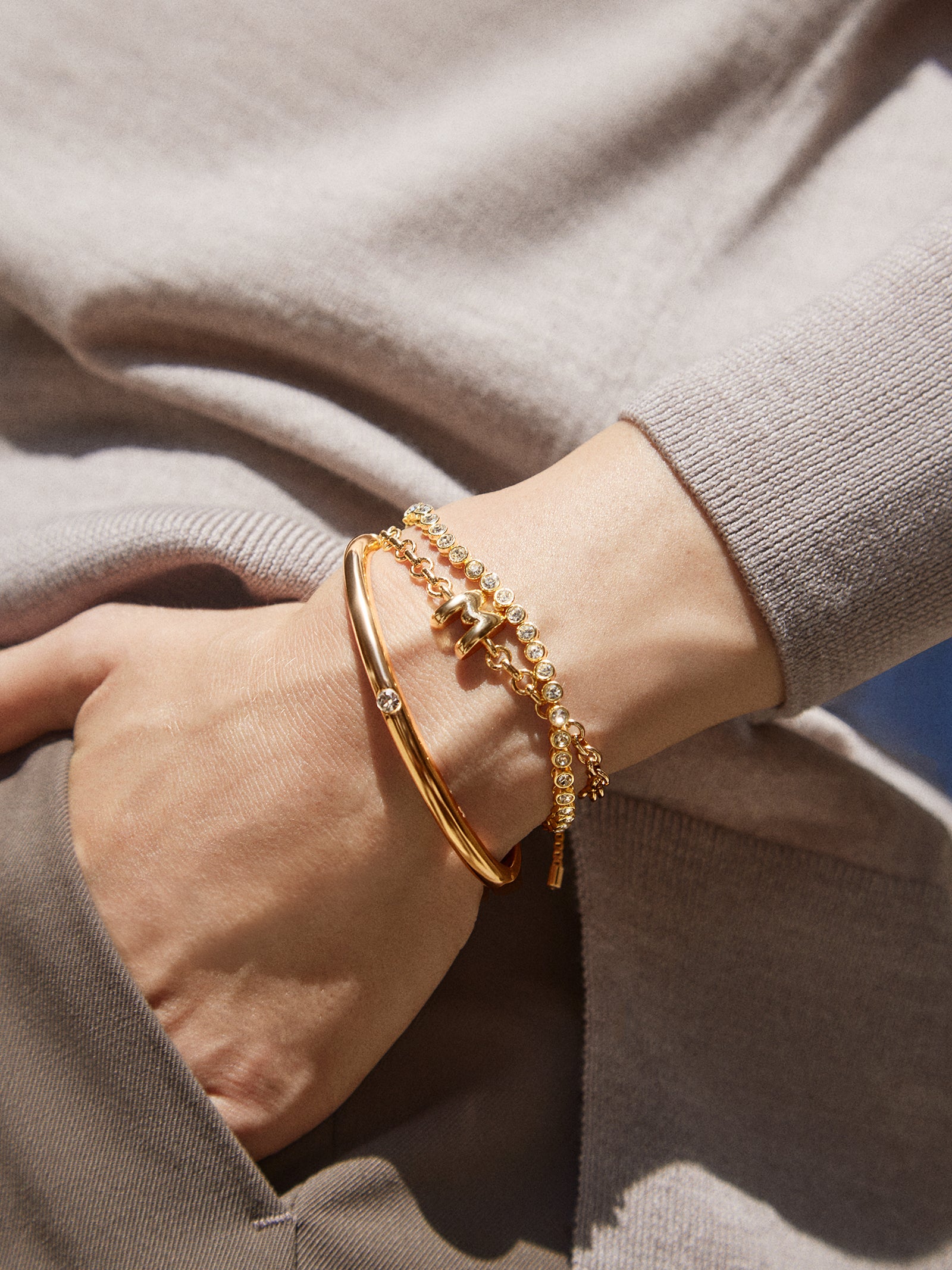 Bubble Initial Custom Chain Bracelet - Chain Bracelet - Image 2