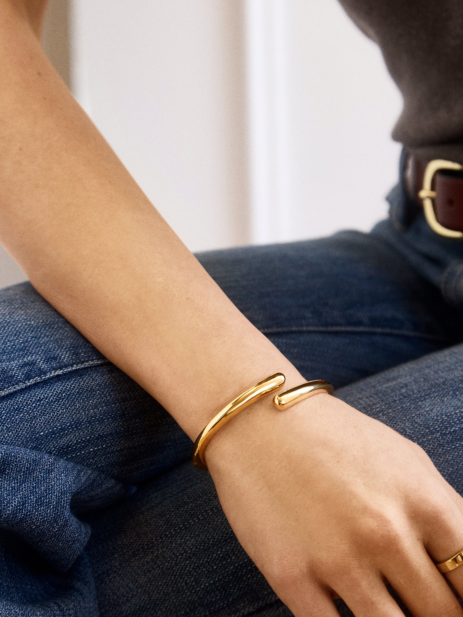 Naomi Wrap Hinge Bangle - Gold - Image 2